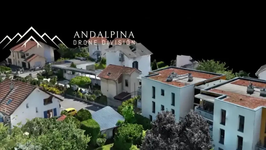 alt="Modélisation 3D d’un quartier résidentiel par Andalpina Drone Division à partir d’un relevé aérien"